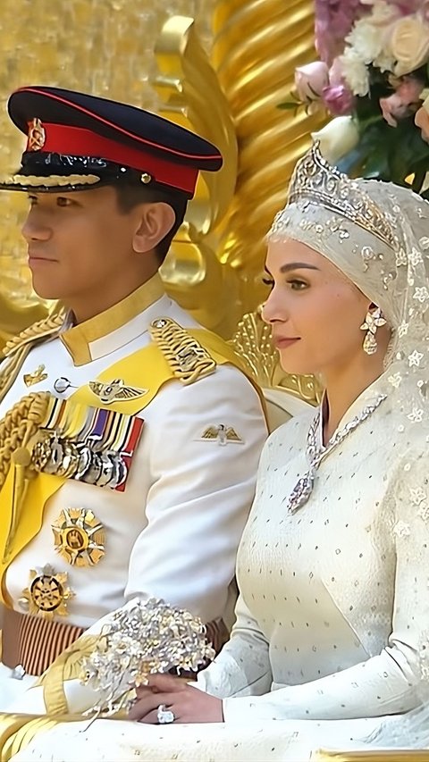 Potret Resepsi Megah Pernikahan Pangeran Abdul Mateen dan Anisha Rosnah