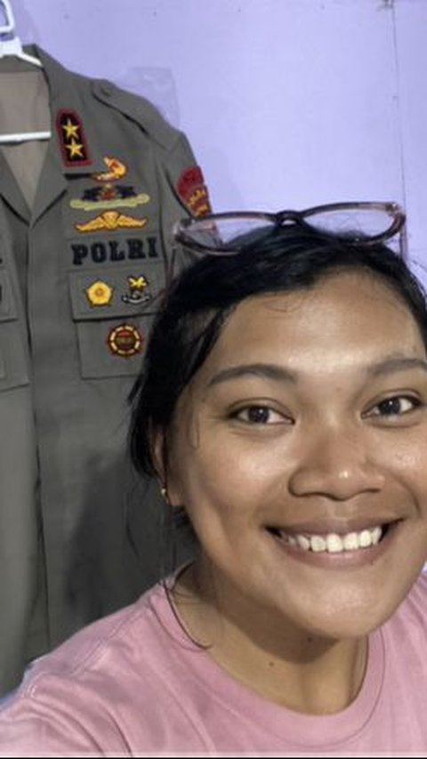 Cerita Tukang Setrika Deg-degan Gosok Seragam Jenderal Bintang 2 'Saya Takut Ada yang Rusak'