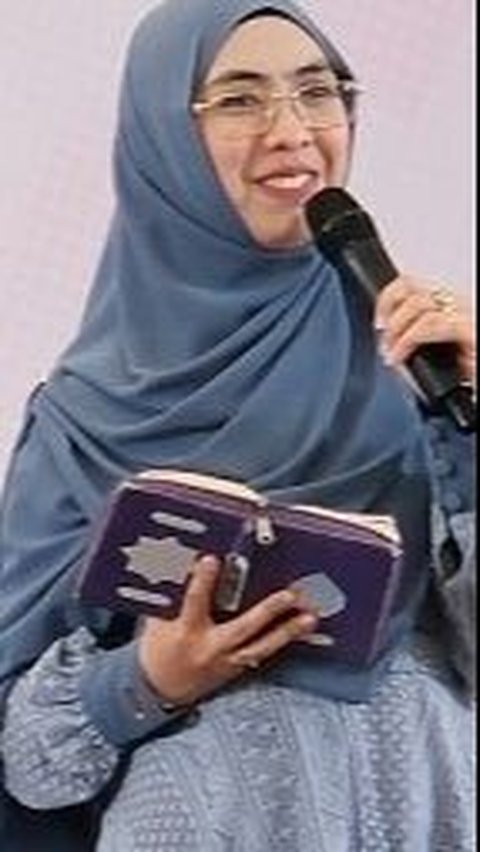 Komunitas Teman Taat Gelar Kajian Bersama Ustadzah Oki Setiana Dewi Dengan Tema 'Agar Menikah Tak Salah Arah'