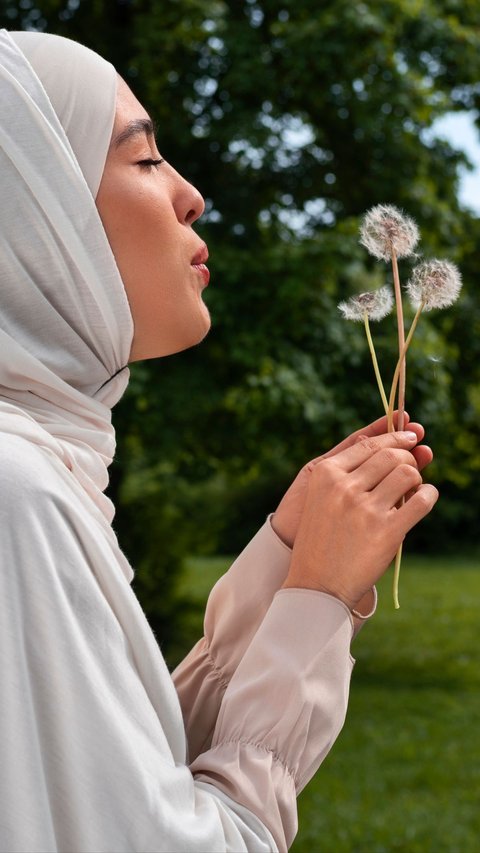 Hadis Memuliakan Perempuan dalam Islam di Keluarga dan Masyarakat, Beserta Teladan Rasulullah Menghormati Perempuan