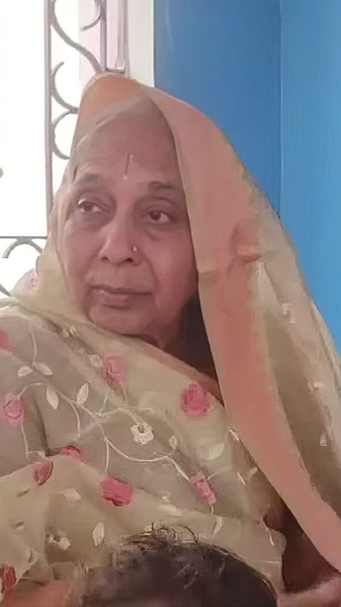 Story of 85-Year-Old Grandma Living in Silence for 3 Decades, Only Taking a Break to Speak for One Hour in the Afternoon