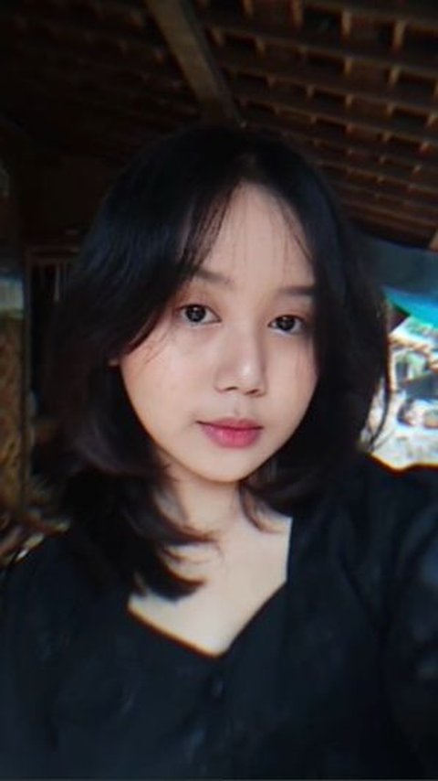 Potret Cunnah Gadis Baduy yang Viral Disebut Mirip Artis Korea, Paras Cantiknya Bikin Klepek-klepek!