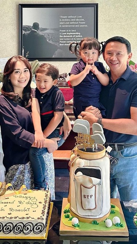 Portrait of Ahok Taking Care of His 2 Toddlers, Maximum Adorable!