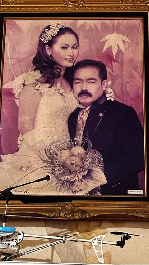 8 Vintage Photos of Inul Daratista & Adam Suseno's Wedding, Only with a Budget of Rp500 Thousand This Luxurious