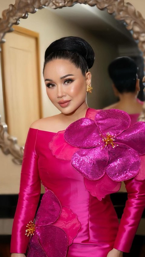 Beda Banget Sama Dulu, Begini Potret Terbaru Titi DJ Wajahnya Disebut Mirip Putri Thailand