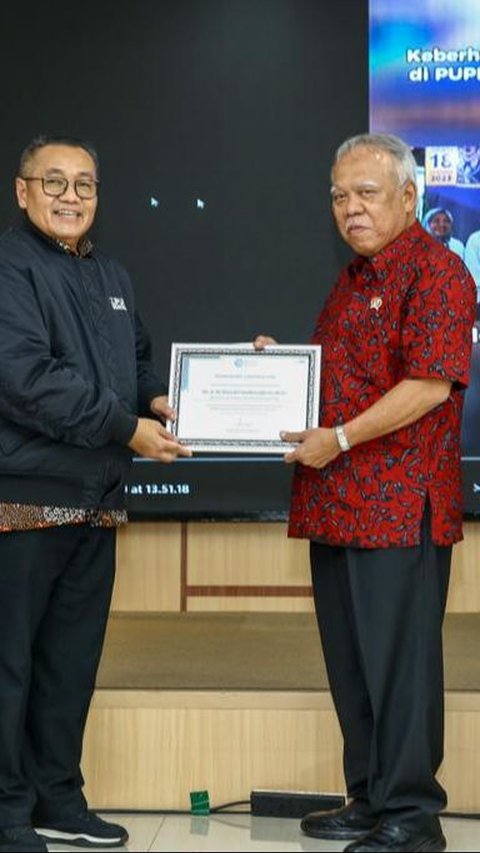 Jelang Pergantian Tahun, Menteri Basuki Mendapatkan Gelar Honorary Coach ESQ