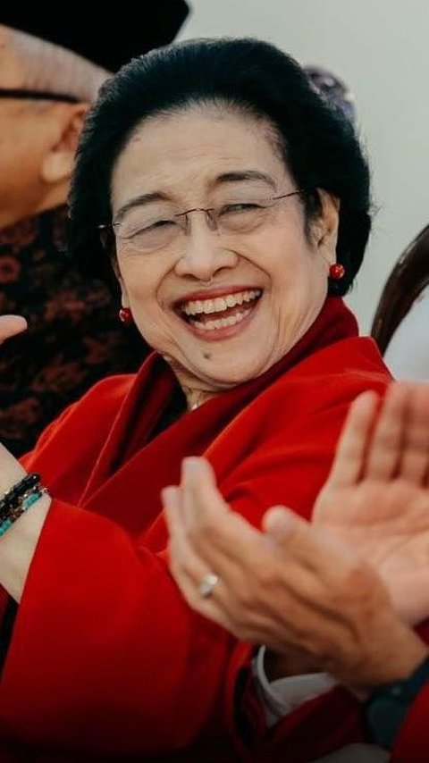 The Presidential Candidates' Greetings to Megawati on her 77th Birthday, Becoming a Strong Pillar of Democracy to Metal Greetings