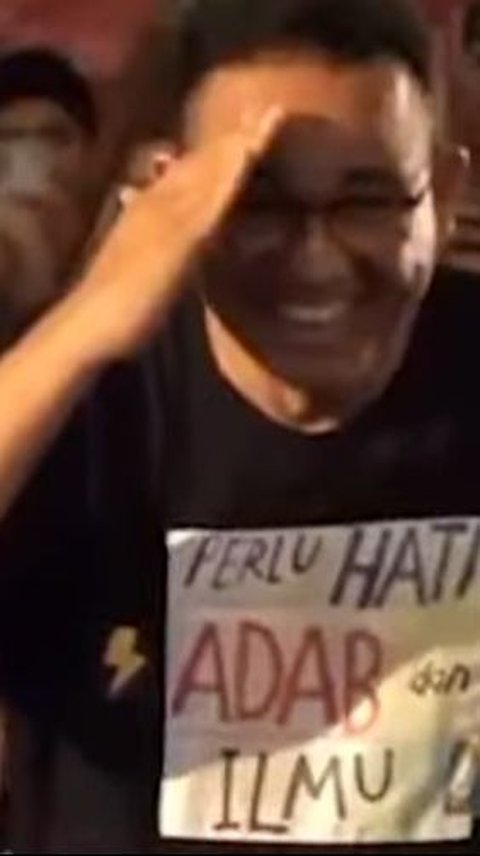 VIDEO: Anies Pakai Kaus dengan Kata-Kata Menohok 