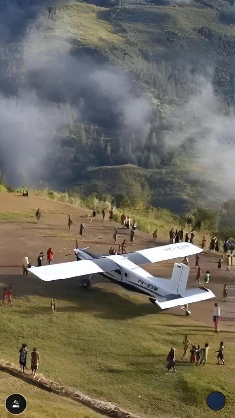 Only 73 Seconds, This Flight Route in Papua is the Second Shortest in the World