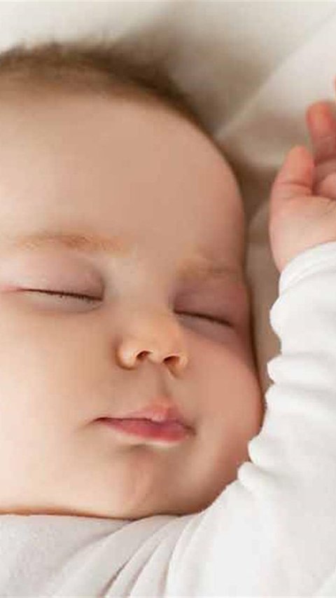 Mitos Bayi Sering Ngulet, Lengkap dengan Penjelasan Medisnya
