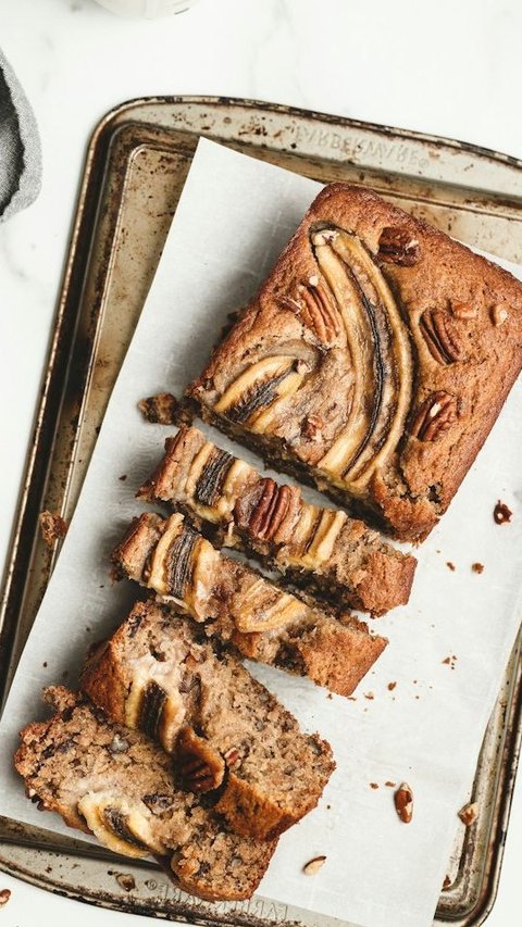 Revitalize Your Baking Routine with a Nutritious Wholemeal Banana Bread Recipe