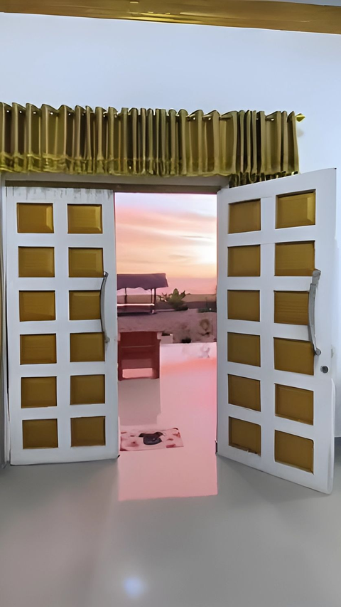 Rekam View Belakang Rumah, Pria Ini Rasakan Healing Setiap Hari Lihat Pemandangan Sunset di Laut