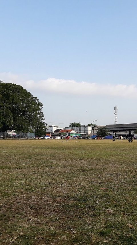 Potret Kompetisi Sepak Bola Pertama Indonesia 91 Tahun Silam, Digelar di Alun-alun Kota Solo untuk Menentang Belanda