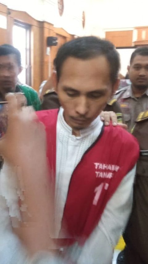 Roy Terbukti Bunuh Mahasiswi Ubaya, Divonis 20 Tahun Penjara