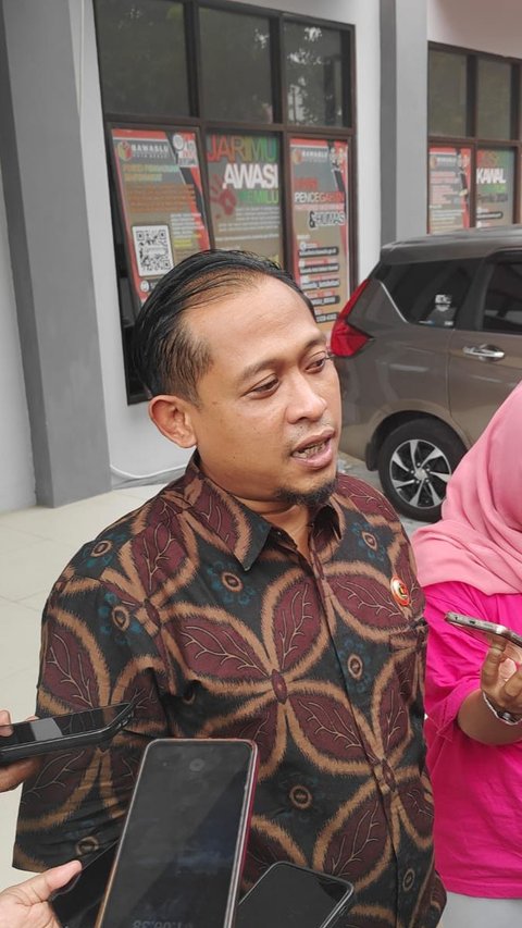 Pj Wali Kota Bekasi dan Bank BJB Dilaporkan ke Bawaslu Terkait ASN Pamer Kaus Bola Nomor 2