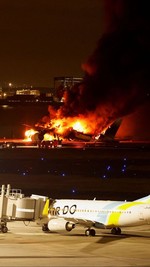Segini Kerugian Japan Airlines Usai Pesawatnya Terbakar di Bandara Haneda Tokyo