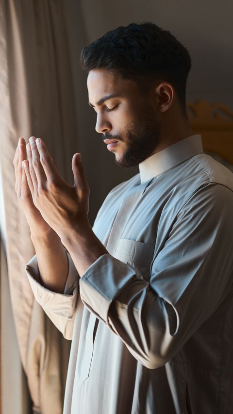 5 Rekomendasi Doa di Hari Jumat yang Dianjurkan Rasulullah SAW, Amalan untuk Raih Berkah