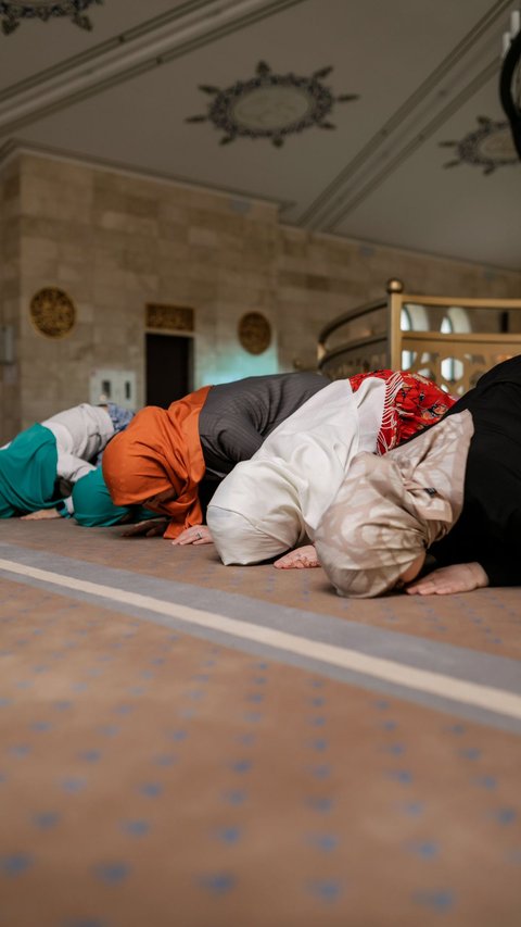 Keutamaan Sholat Subuh yang Luar Biasa, Apalagi jika Berjamaah, Pahalanya Setara Haji dan Umrah