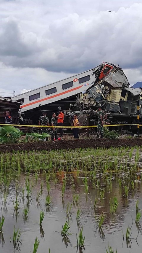 Tickets for Passengers Affected by Turangga Train Accident in Bandung Refunded 100%