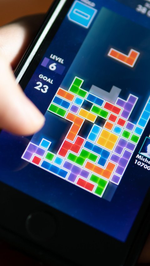 13-Year-Old Teen Becomes the First Person in the World to Complete Tetris Game, What's the Ending Like?