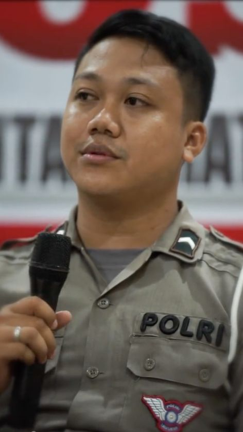 Bripda Novandro Dapat Hadiah Motor dari Kapolri, Sempat Bercanda Tak Jadi Dikasih ‘Kok Kamu Tahu Kalau Mau Digantiin Motornya?’