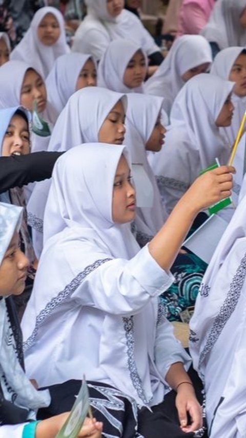 Doa Agar Anak Kerasan di Pondok Pesantren Lengkap Arab dan Latin