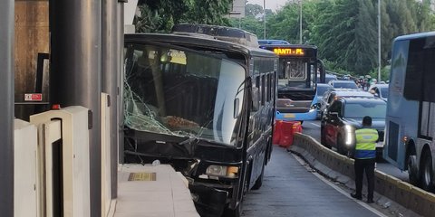 Kronologi Bus Paspampres Tabrak Halte Transjakarta di Petamburan, Ternyata Ini Penyebabnya