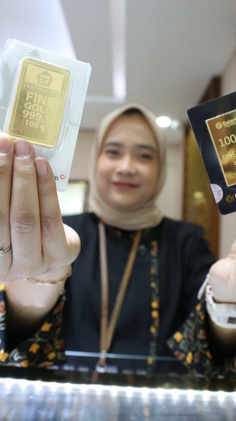 Harga Emas Antam Turun Rp12.000 per Gram Hari Ini, Waktunya Borong?