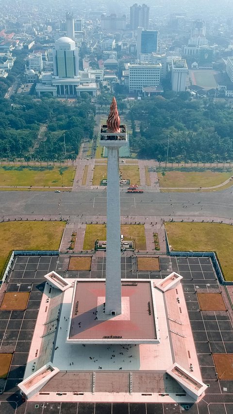 Jelang HUT TNI Ke-79, Prajurit TNI AD Ini Mengaku Baru Pertama kali ke Jakarta dan Lihat Monas