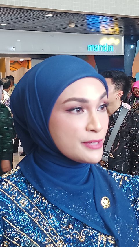 Resmi Dilantik Anggota DPR, Apa yang Bakal Dilakukan Putri Zulkifli Hasan?