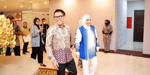 {{caption}}