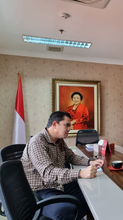 VIDEO: Alasan di Balik Keputusan Arteria Dahlan PDIP Beri Kursi DPR ke Cucu Soekarno