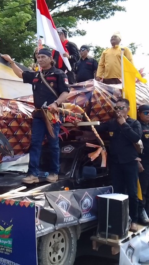 Pawai Budaya Rangkaian Iraw Tengkayu Hadirkan Keberagaman