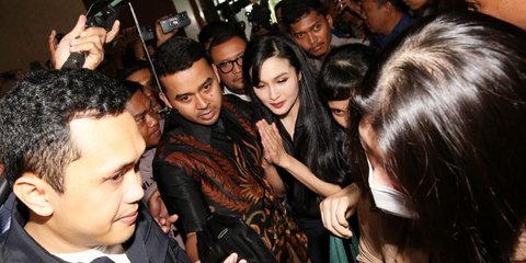 Sandra Dewi Menangis Saat Anak Tanya Keberadaan Harvey Moeis: Papa Lagi Wamil