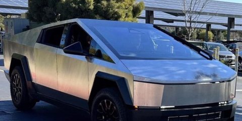 Benarkan Tesla Cybertruck jadi Ikon Gaya Hidup Baru di Hollywood?