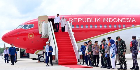 Momen Jokowi Mendarat Pertama Kali di Bandara IKN Pakai Boeing Jumbo