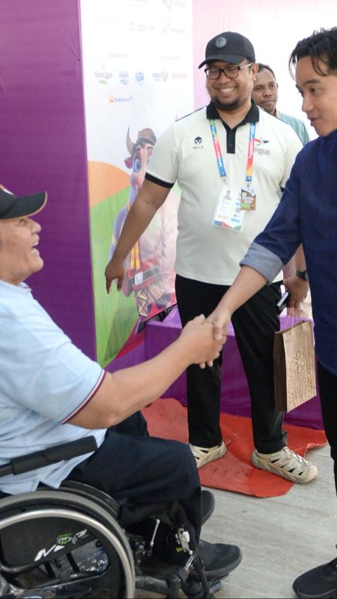 Gibran Janjikan Lanjutkan Proyek Paralympic Training Center