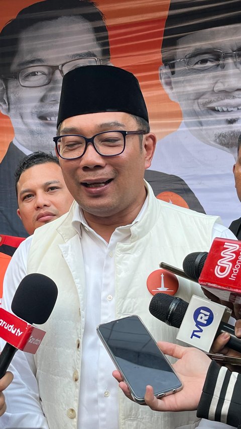 Ridwan Kamil Janji Prioritaskan Penyelesaian Masalah Kampung Bayam Jika Menang Pilkada Jakarta