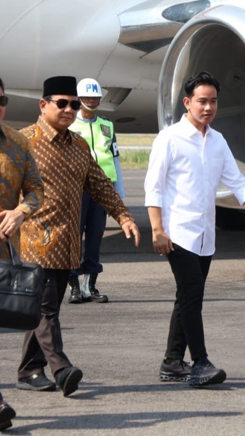 Prabowo Bertemu Jokowi di Sumber Solo