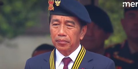 Jokowi Dianugerahi Medali Kehormatan Loka Praja Samrakshana, Apa Itu?