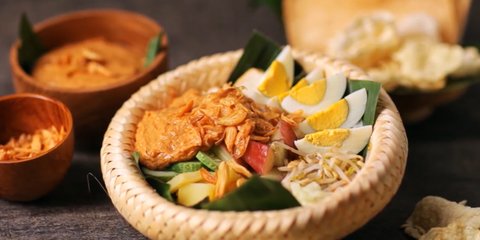 Mencicipi Segarnya Rujak Pengantin, Salad Kuno dari Jakarta Selain Gado-gado yang Bawa Keberkahan