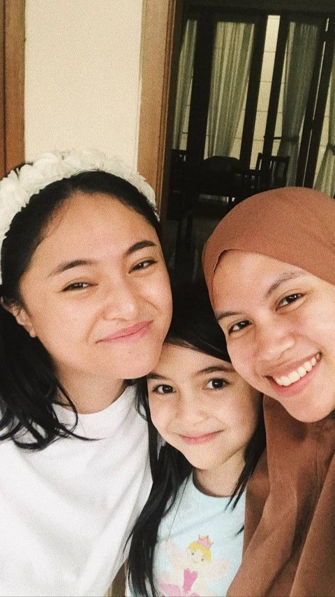 Akrab Bak Bestie, Potret Kedekatan Sienna Anak Marshanda Bareng Ibu Sambung yang Penuh Kehangatan