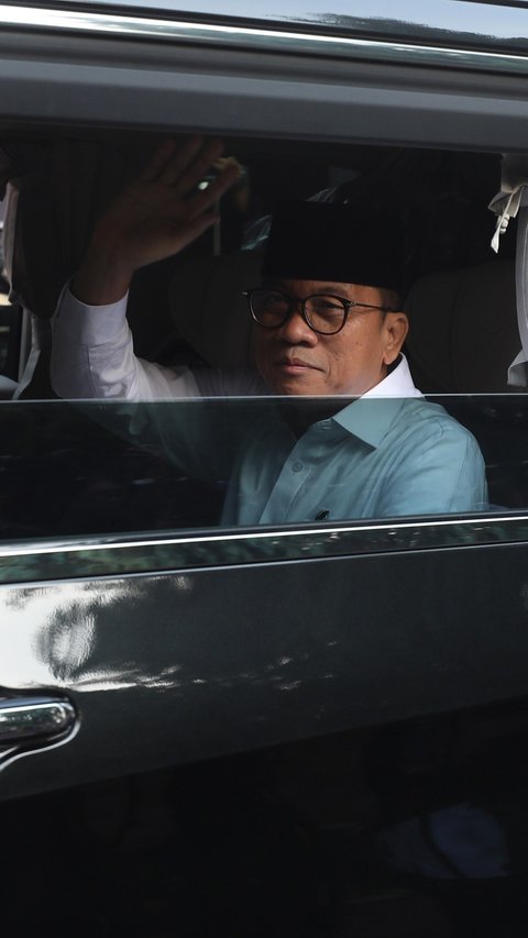 Pembekalan dengan Prabowo Rampung, Gibran Tinggalkan Hambalang Diikuti Rombongan Calon Menteri