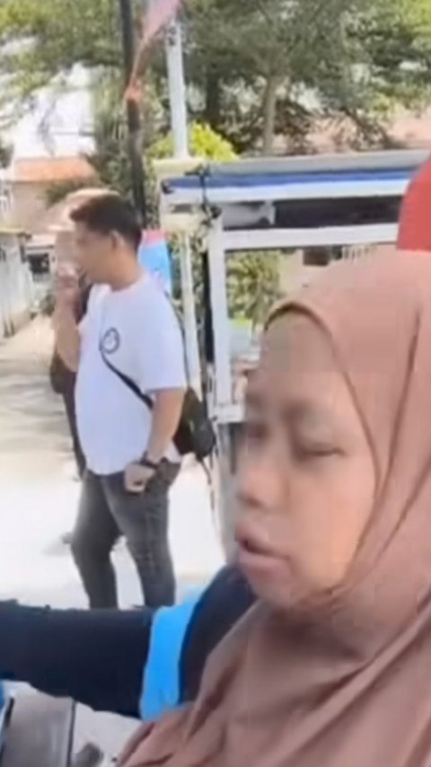 Ingat Ceu Edoh ART di Rumah Kang Mus Preman Pensiun? Kini Jualan Cakwe Meski Punya Anak di DPR dan Polda