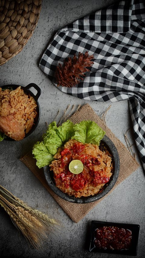 Berapa Kalori dan Nutrisi dari Seporsi Ayam Geprek dengan Nasi? Kalori yang Perlu Diwaspadai dalam Setiap Suapan