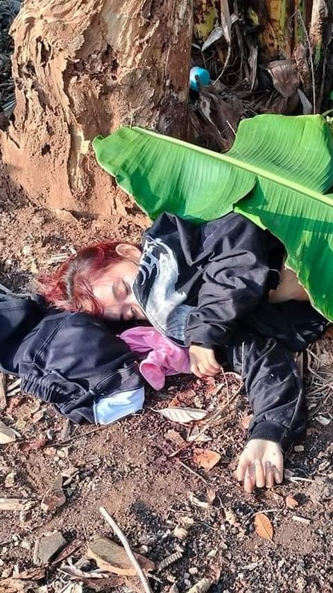 Penemuan Mayat Wanita Setengah Telanjang di Tengah Sawah