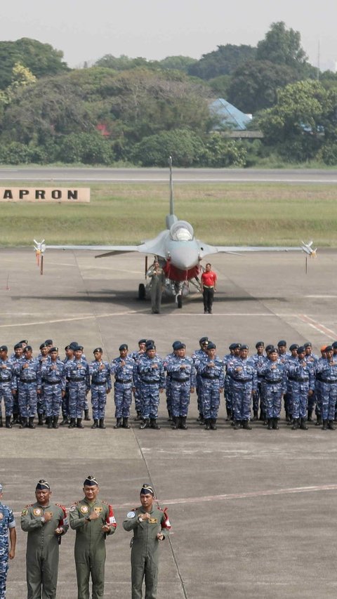 FOTO: Penampakan Jet Tempur hingga Helikopter dengan Senapan Mesin Disiapkan TNI AU untuk Amankan Pelantikan Prabowo