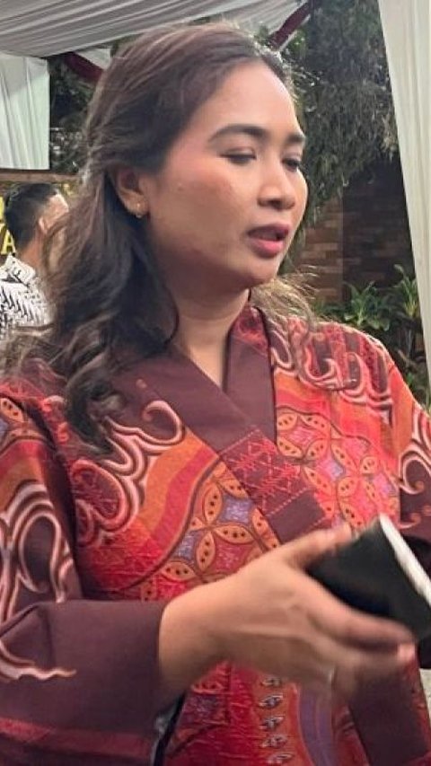 Mayor Teddy Malam-Malam Telepon, Presenter TV Cantik Sampai Kaget Dengar Isi Pesan dari Prabowo