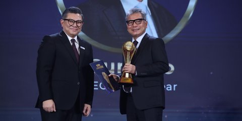 Dinobatkan Sebagai CEO of The Year, Dirut Sunarso Dedikasikan untuk Nasabah & Pekerja BRI