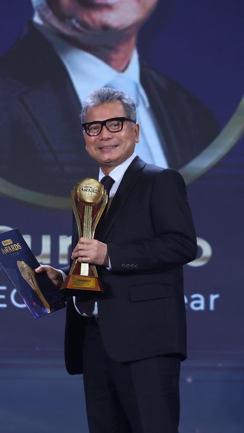 Dinobatkan Sebagai CEO of The Year, Dirut Sunarso Dedikasikan untuk Nasabah & Pekerja BRI